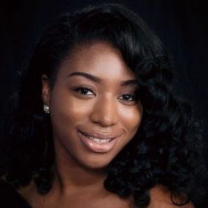 Meet your Posher, Cierra